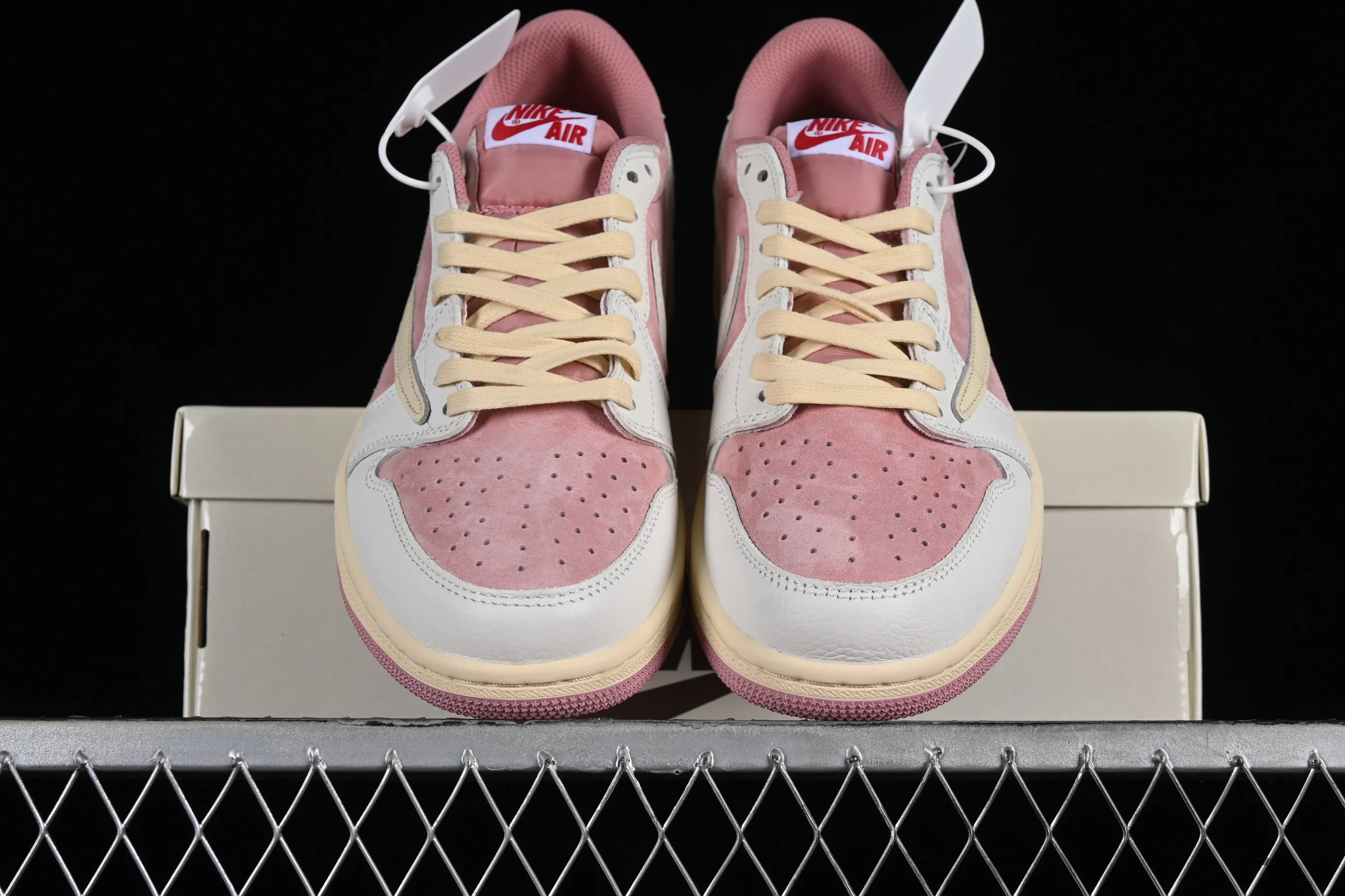 All categories Air Jordan Jordan series basketball shoes Air Jordan 1 Low Travis Scott x Air Jordan 1 Low OG AJ1 Joe 1 undercut low DM7866-600